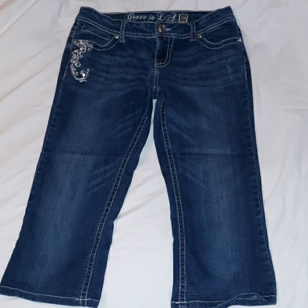 Grace in LA Embroidered Bling Capri Jeans 9/28‎